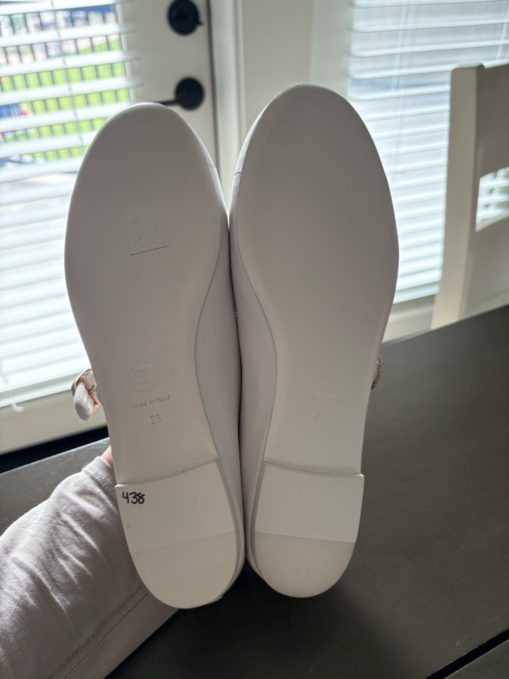 Chanel White Leather  Mary Jane Ballet Flats 38 - Picture 9 of 9